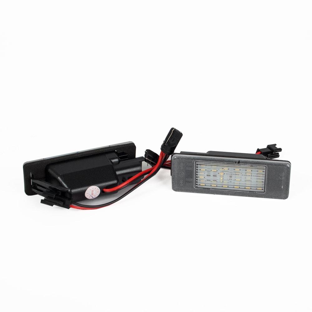 LED rekisterikilven valaistus Nissan