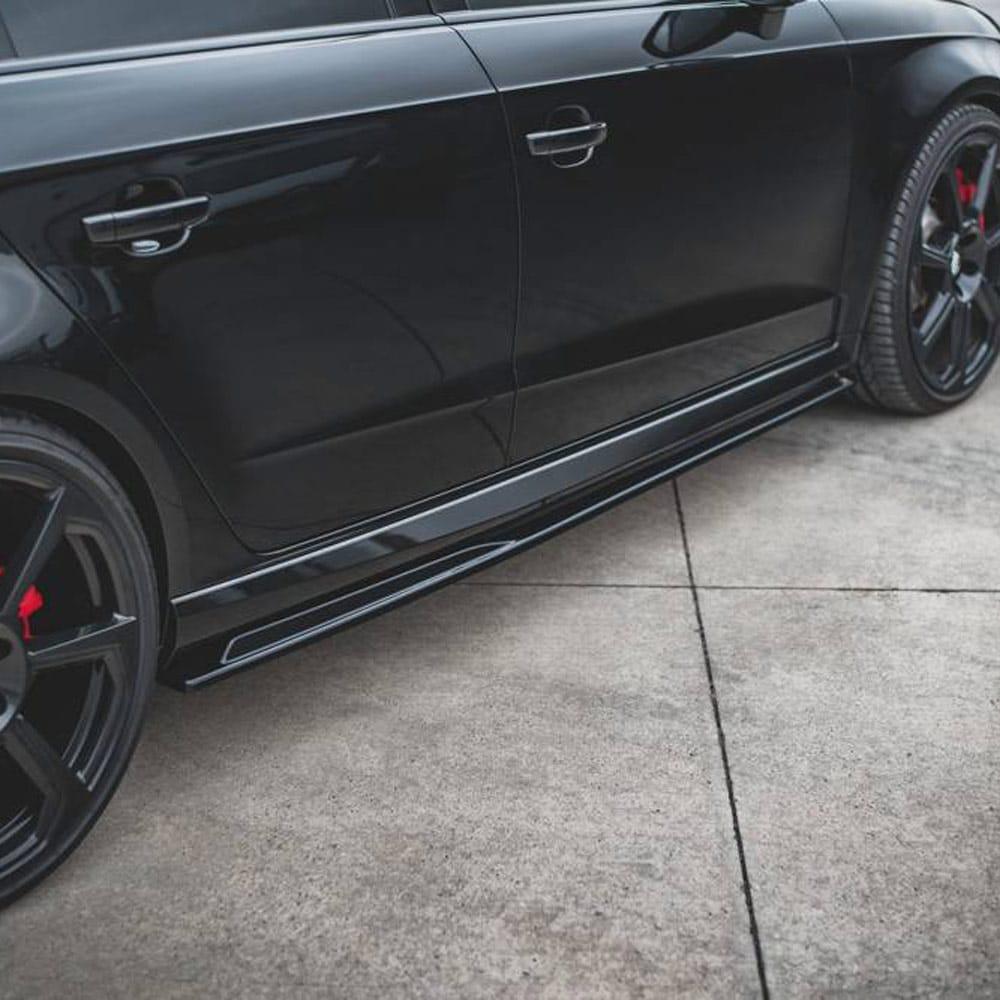 Sidokjolar Audi RS3 8V FL