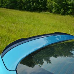Kiiltävä musta Spoileri BMW F36