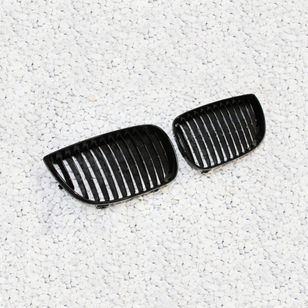 Blanksvart grill BMW 1-serien