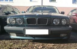 Svarta strålkastare BMW E34