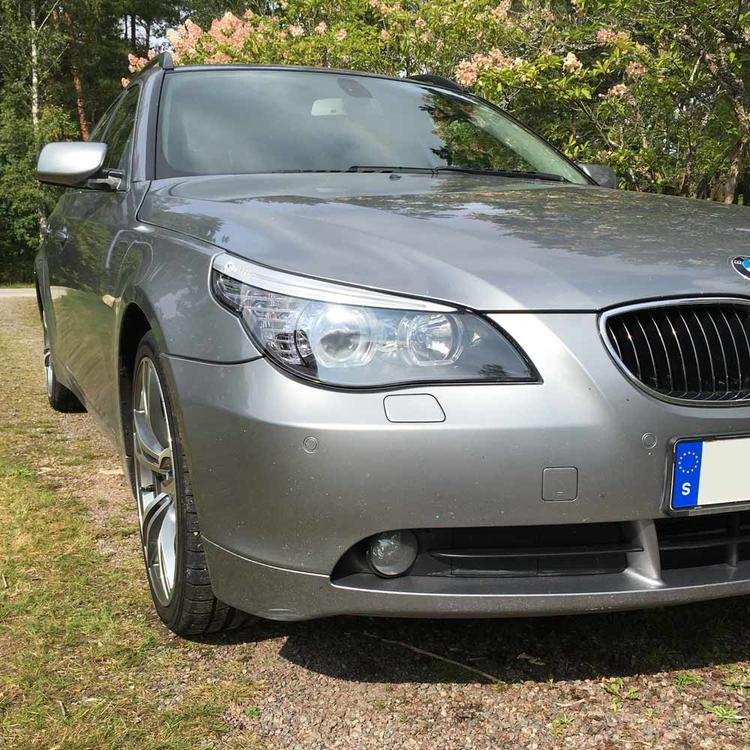 Angel eyes head lamps BMW E60 E61