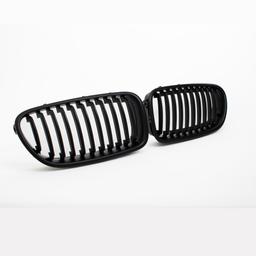 Matte black kidneys grille BMW F10/F11 