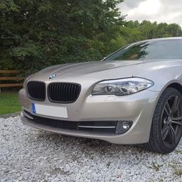 Matte black kidneys grille BMW F10/F11 