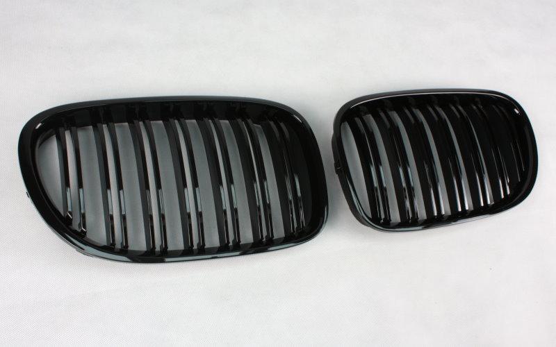Glossy black double ribbed Grille BMW 7-series (F01)
