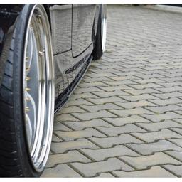 Side diffusers for side skirts BMW E92