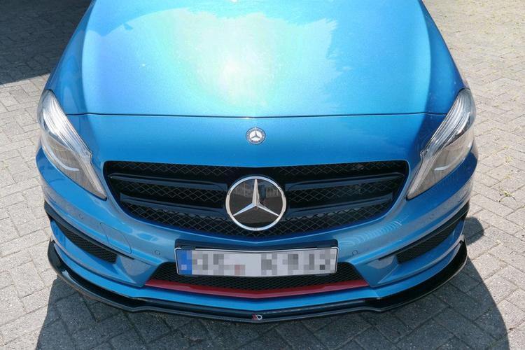 Blanksvart Cupspoiler Mercedes A-klass W176 AMG-line