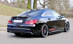 Blanksvarta sidokjolar Mercedes C117 45 AMG
