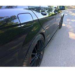Diffuserlæbe til sideskørter Mercedes W204 AMG C63