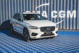 Blanksvart Cupspoiler Fram som passar Volvo XC60 R-Design