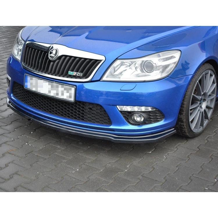 Blanksvart Cupspoiler Skoda Octavia RS