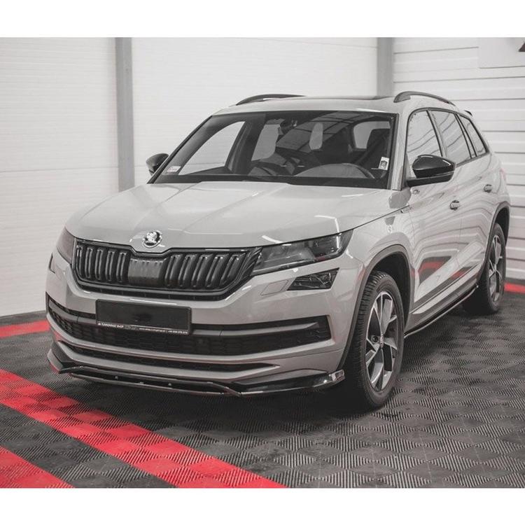 Blanksvart Cupspoiler Skoda Kodiaq Sportline