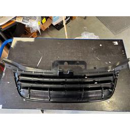 Black Grille VW Touran/Caddy