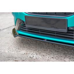Blanksvart Cupspoiler som passar Volvo V40 R-Design