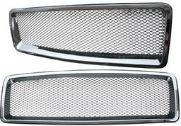 Kromad Grill Med Svart Nät som passar Volvo