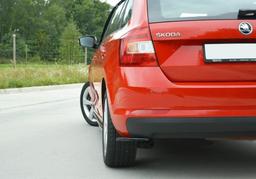 Bakre sidosplitters Skoda Rapid