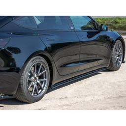 Side skirts Tesla Model 3