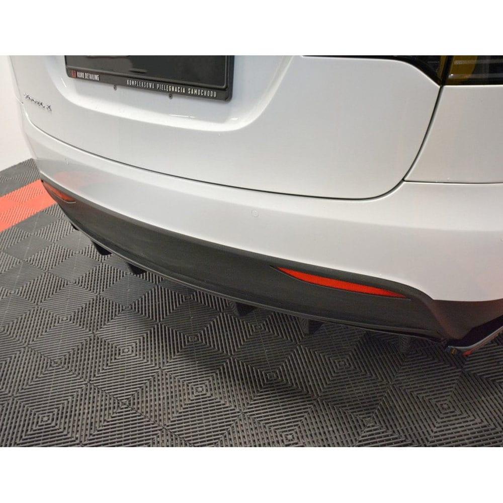 Diffuser (bumper insert) Tesla Model X