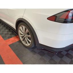 Bakre splitter till Tesla Model X