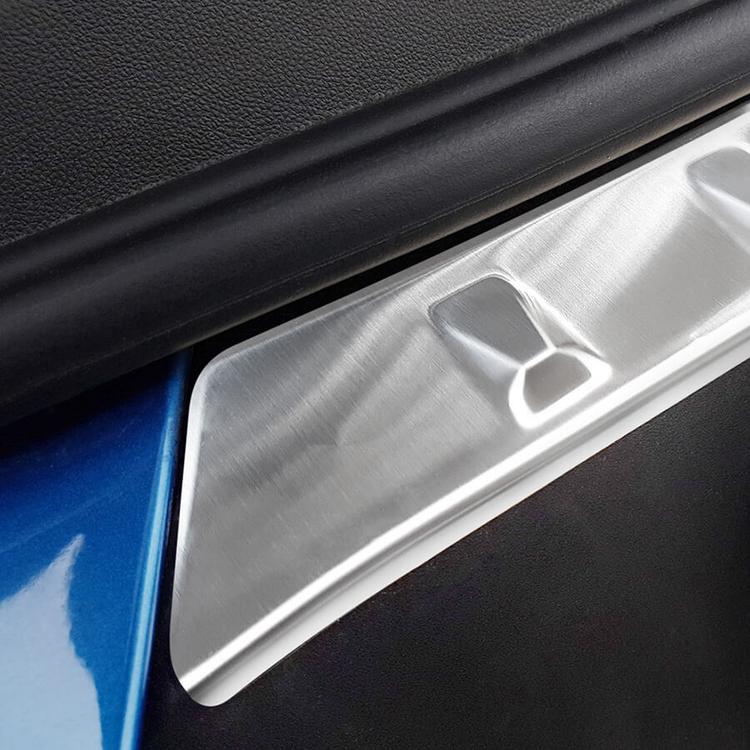 Takapuskurin suojapelti harjattu teräs till Opel Grandland X