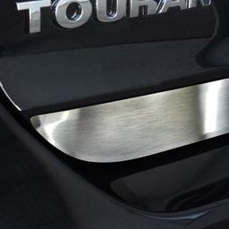 Chrome detail to tail gate on VW Touran
