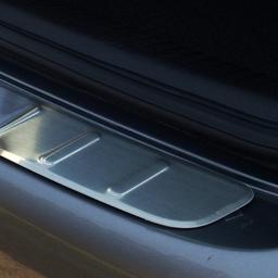 Takapuskurin suojapelti harjattu teräs VW Golf V