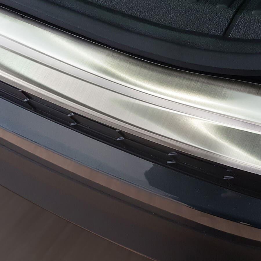 Lastskydd borstat stål till Skoda Kodiaq