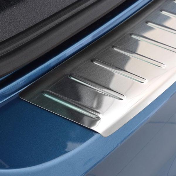 Takapuskurin suojapelti harjattu teräs VW Golf VII Variant