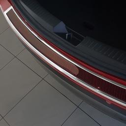 Taka Takapuskurin suojapelti kromattu  ja hiilikuitu jossa punaisia osia Mazda CX-5