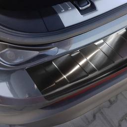 Lastskydd svart borstat stål till Ford Edge