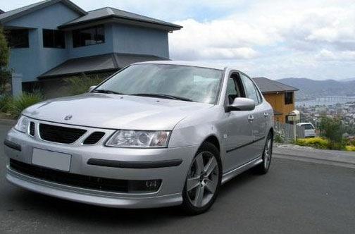 Saab 9-3 Aero ulkonäkö Etuspoileri.