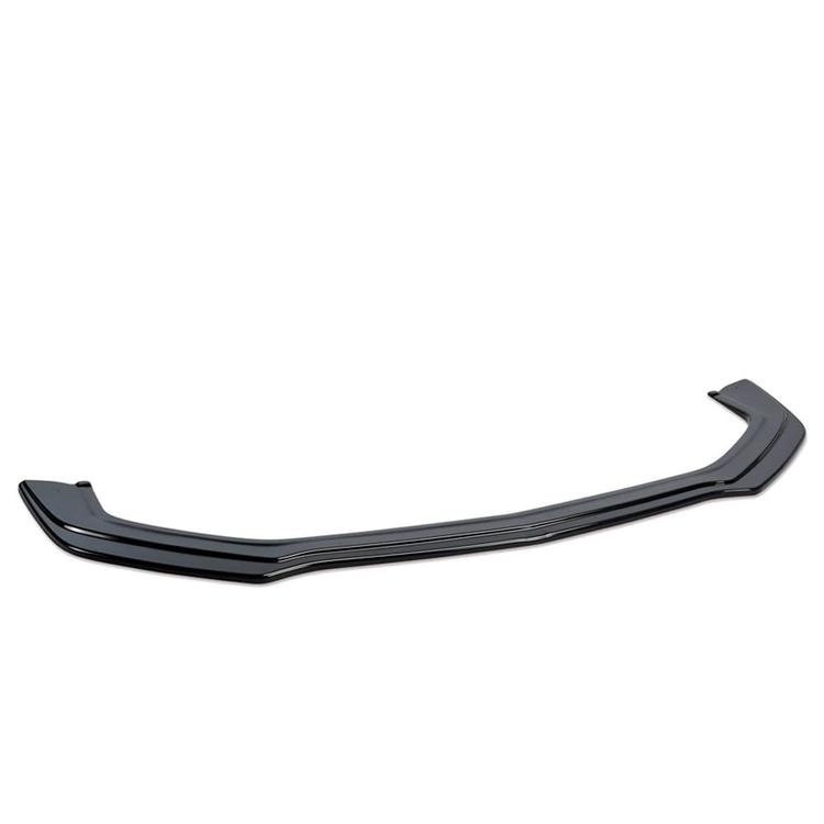 Blanksvart cupspoiler fram till Ford Mustang
