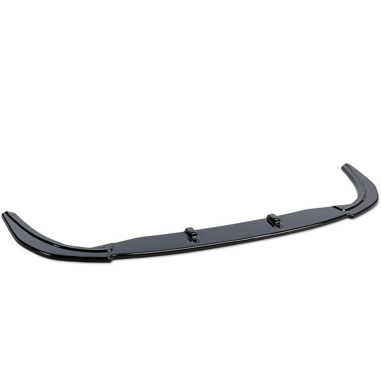 Blanksvart cupspoiler fram Ford Focus RS
