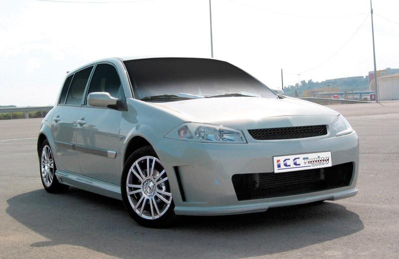 Front bumper Renault Megane II