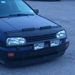 Golf III Grill Emblemlös svart