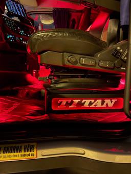 Belyst Stolsram som passar Volvo FH4 & FH5
