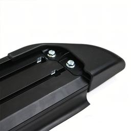 Sidesteps svart MG ZS-EV 2021- - 4