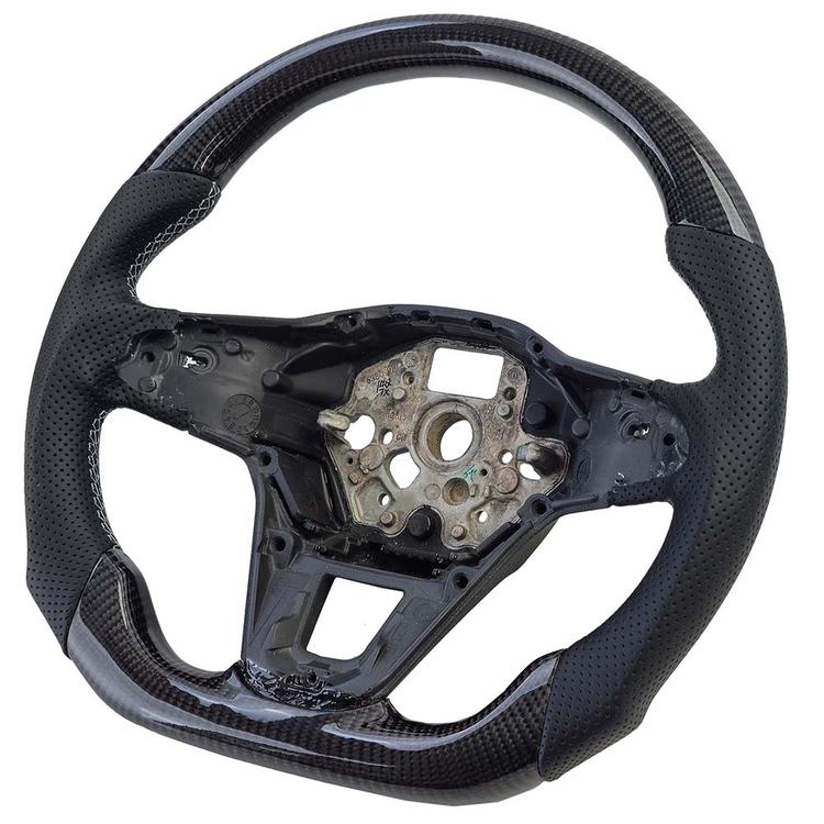 Carbon fibre and perforated leather steering wheel VW Golf 8