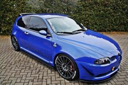 Maxton Design Sivuhelmat Alfa Romeo 147 GTA