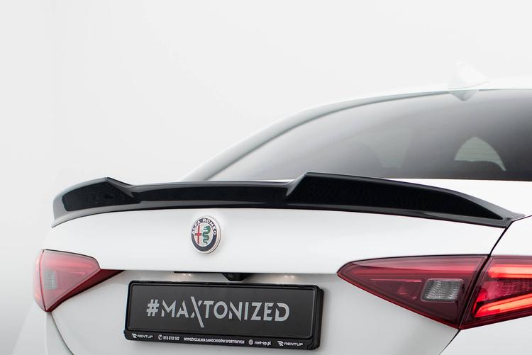 Maxton Design Siipi Alfa Romeo Giulia