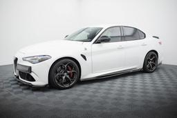 Maxton Design Korisarja Alfa Romeo Giulia Quadrifoglio