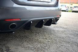 Maxton Design Diffuusori Alfa Romeo Giulia Veloce
