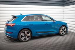 Maxton Design Sivuhelmat Audi E-tron