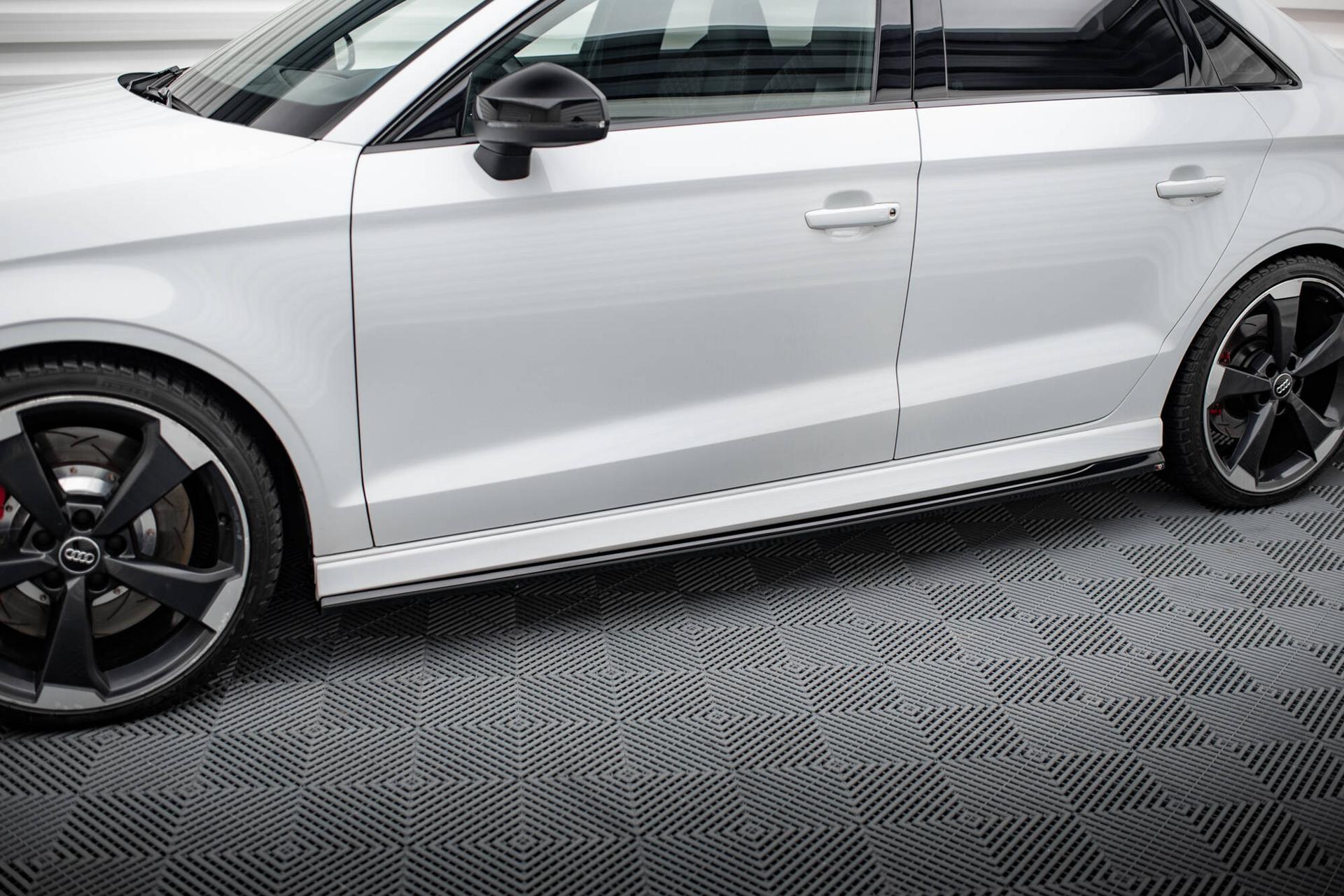 Maxton Design Sideskørter V.2 Audi RS3 Sedan 8V Facelift