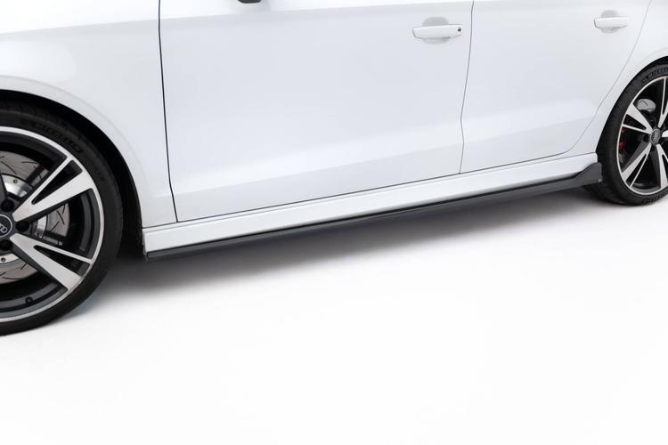 Maxton Design Sivuhelmat V.3 Audi RS3 Sedan 8V Facelift