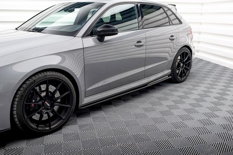 Maxton Design Sivuhelmat V.2 Audi RS3 8V Sportback Facelift