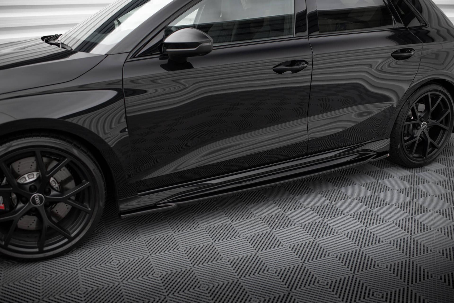 Maxton Design Sivuhelmat Audi RS3 Sedan 8Y