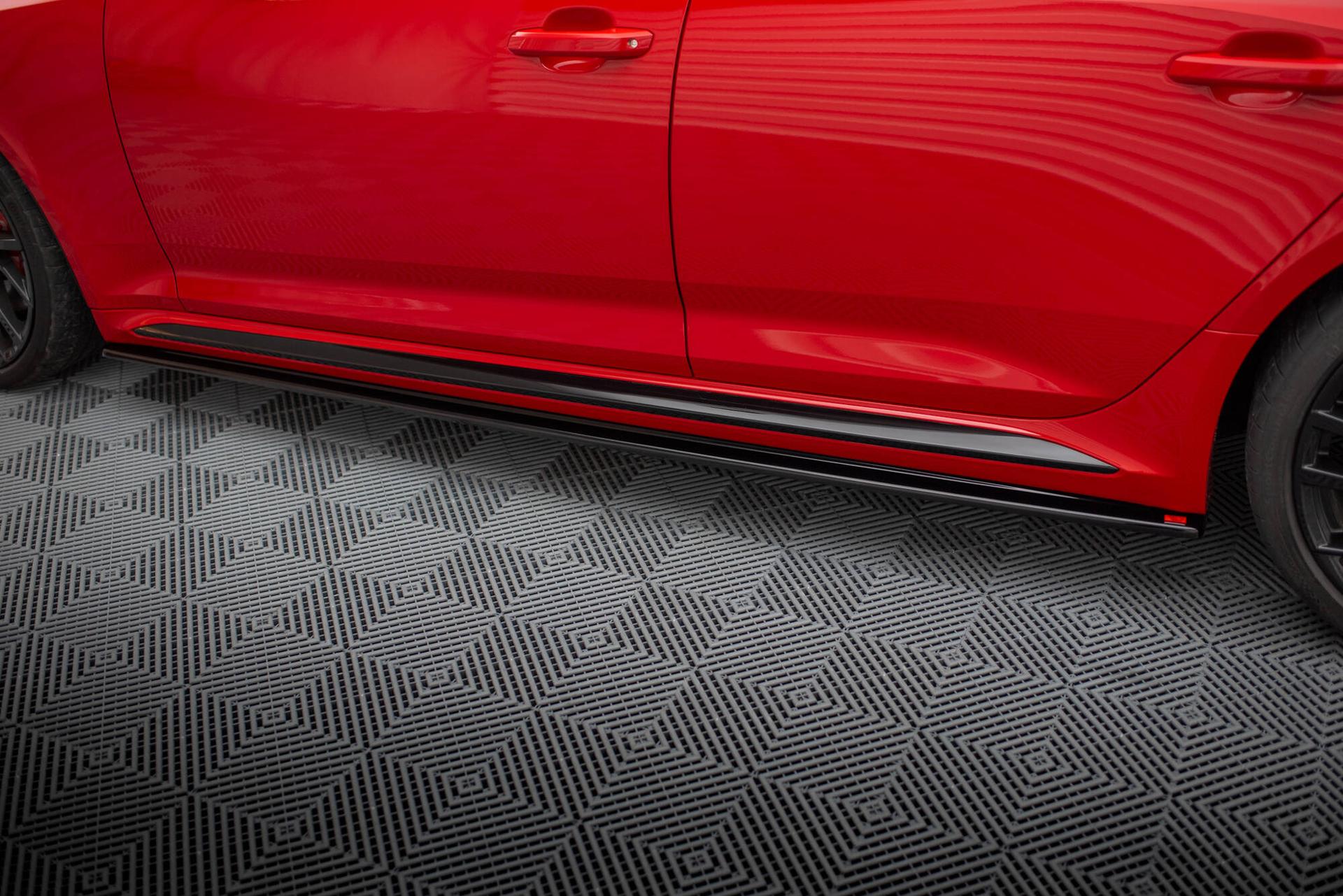 Maxton Design Sivuhelmat Audi RS4 B9 / B9 Facelift 