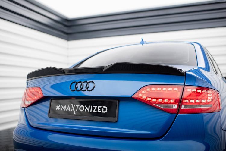 Maxton Design Siipi Audi A4 Sedan B8