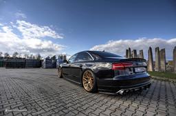 Maxton Design Siipi Audi S8 D4 FL